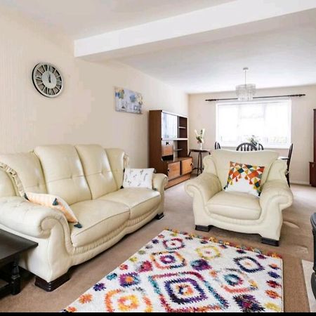 London Stratford Holiday Home المظهر الخارجي الصورة